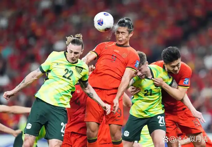 世界杯热身赛美国2-0澳大利亚 乌龙助攻+头槌破门成焦点